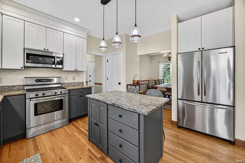 14576 Old Farm Rd, Granger, IN 46530 photo 10