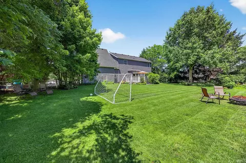 14576 Old Farm Rd, Granger, IN 46530 photo 3