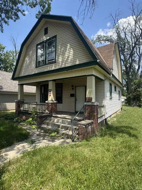 2723 Bowser Ave, Fort Wayne, IN 46806