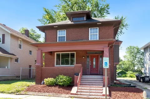 118 E Wildwood Ave, Fort Wayne, IN 46806