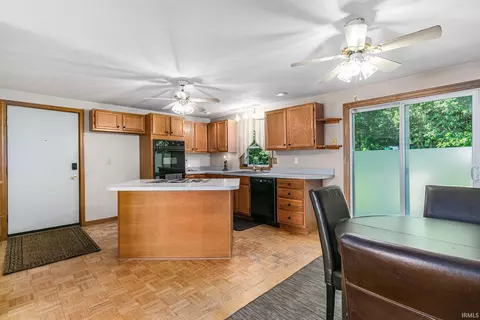 52303 Broken Arrow Dr, Granger, IN 46530 photo 6