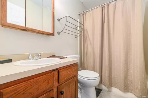 52303 Broken Arrow Dr, Granger, IN 46530 photo 13