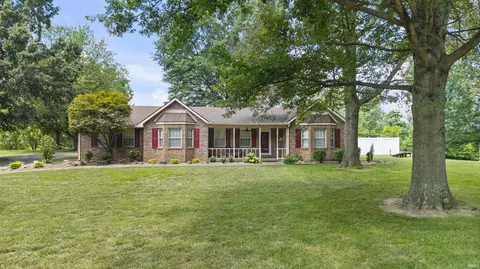 1433 Fuquay Rd, Chandler, IN 47610