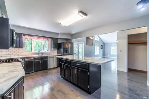 1275 N 075 E, Lagrange, IN 46761 photo 4
