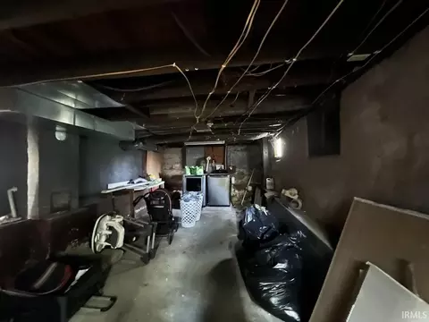 235 E Marion St, Waterloo, IN 46793 photo 18