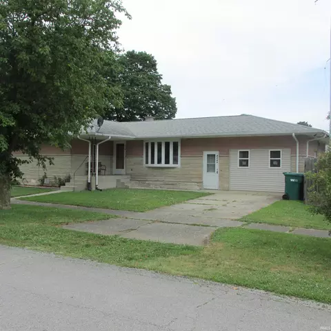 404 W Franklin St, Colfax, IN 46035