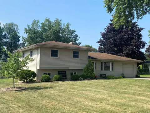 28892 Danielson Dr, Elkhart, IN 46514