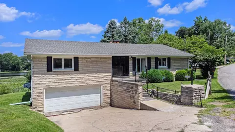 15962 Cook Lake Trl, Plymouth, IN 46563