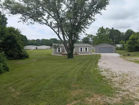 502 S 5th St, Mitchell, IN 47446 photo 5