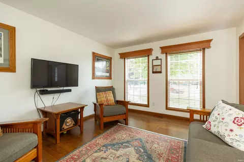 10207 Red Raspberry Ln, Granger, IN 46530 photo 7