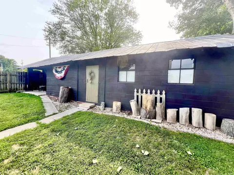 415 S 9th St, Mitchell, IN 47446 photo 33