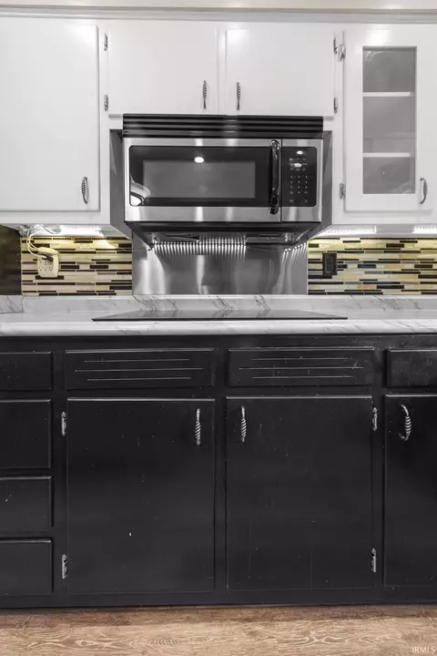 Kitchen - 149 E State Road 56, Jasper, IN 47546 photo 3 of 3