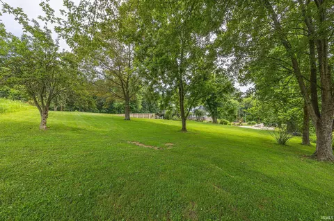 Exterior - 149 E State Road 56, Jasper, IN 47546 photo 13 of 14