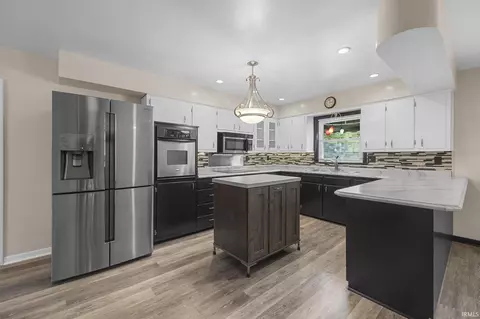 Kitchen - 149 E State Road 56, Jasper, IN 47546 photo 1 of 3