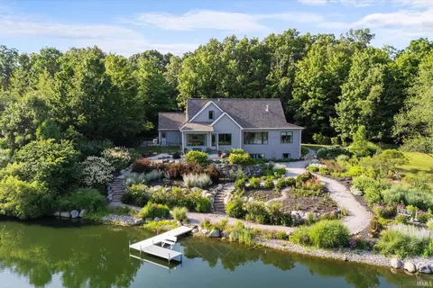 814 Cherry Hill Ct, Fremont, IN 46737