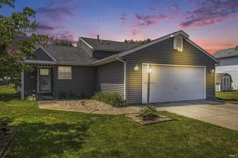 27458 Bison Ridge Dr, Elkhart, IN 46514
