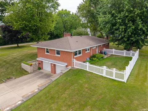 403 W Steuben St, Lagrange, IN 46761 photo 6