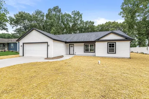 29797 Ashford Dr, Elkhart, IN 46514