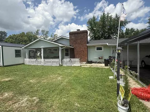 100 Ivy Ln, Hartford City, IN 47348