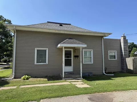 1316 Franklin St, Rochester, IN 46975