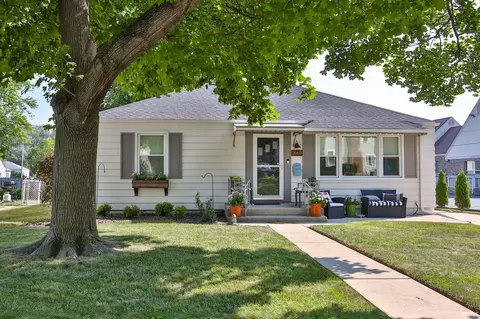 1668 Cherokee Rd, Fort Wayne, IN 46808
