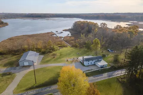 3095 W 100 N Loon Lk, Angola, IN 46703