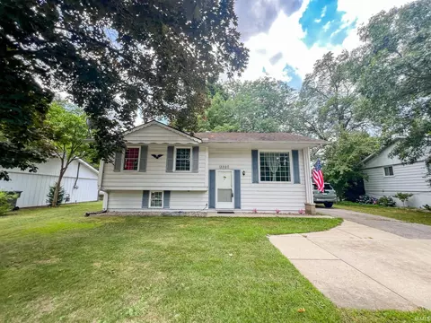 3207 E Bristol St, Elkhart, IN 46514