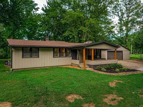7014 W Franklin Rd, Evansville, IN 47712
