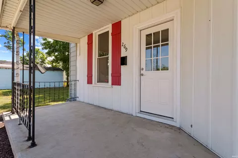 269 E 8th St, Peru, IN 46970 photo 4