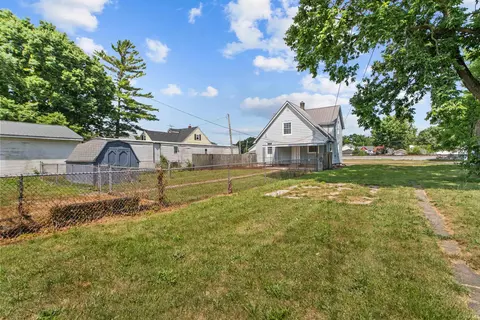 269 E 8th St, Peru, IN 46970 photo 29