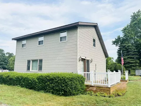 601 W Maple Ave, North Liberty, IN 46554