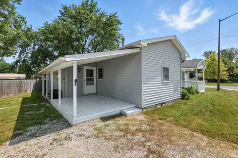 1103 N Wayne St, Warren, IN 46792 photo 2
