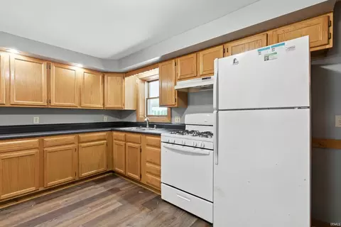 1103 N Wayne St, Warren, IN 46792 photo 10