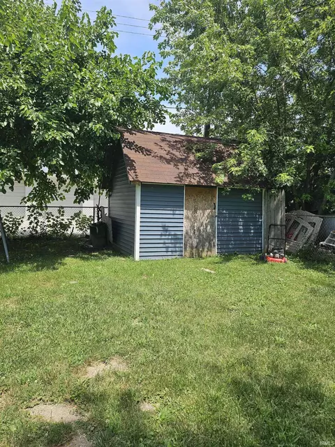 Exterior - 1708 Goder Dr, Frankfort, IN 46041 photo 3 of 4