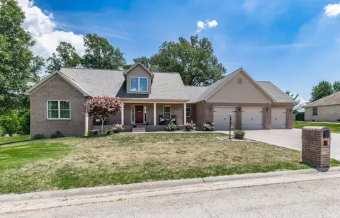 10160 S Quail Xing, Haubstadt, IN 47639