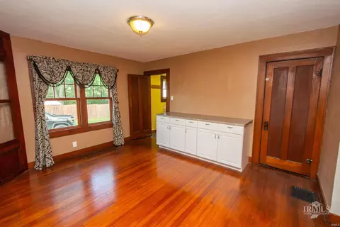 9105 E Jackson St, Selma, IN 47383 photo 14