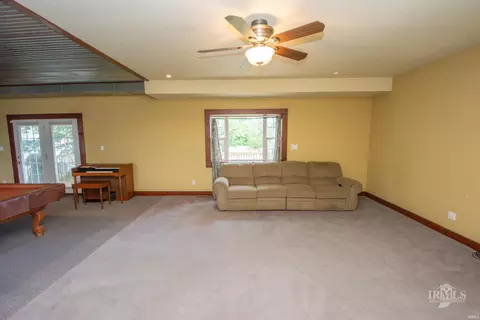 9105 E Jackson St, Selma, IN 47383 photo 17