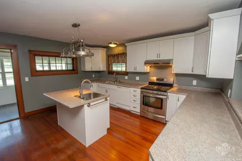 9105 E Jackson St, Selma, IN 47383 photo 10