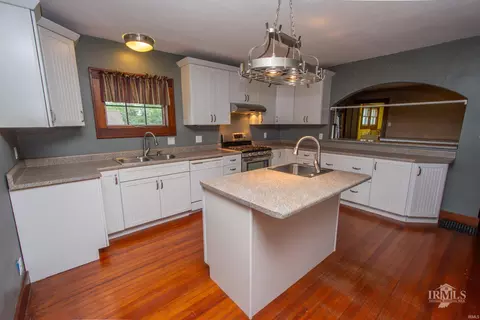 9105 E Jackson St, Selma, IN 47383 photo 11