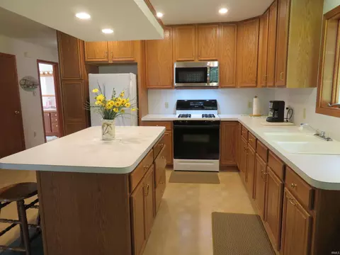 1540 S 485 E, Lagrange, IN 46761 photo 7