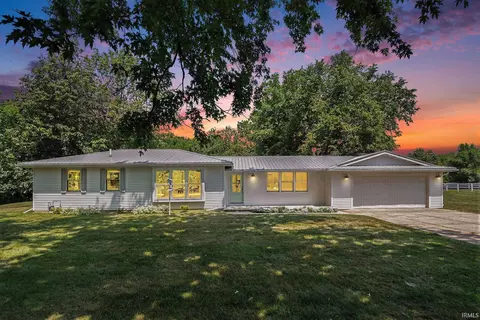 26725 New Rd, North Liberty, IN 46554