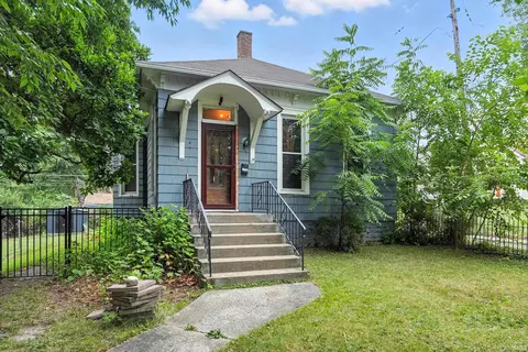 2813 Indiana Ave, Fort Wayne, IN 46807