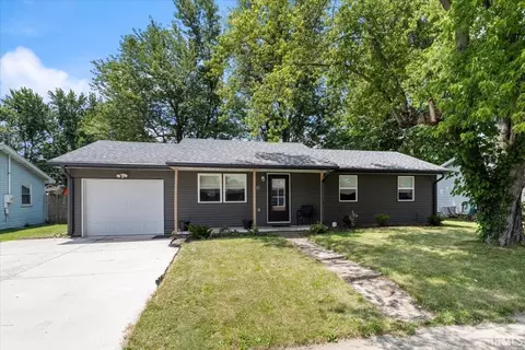 313 E 11th St, Brookston, IN 47923 photo 1