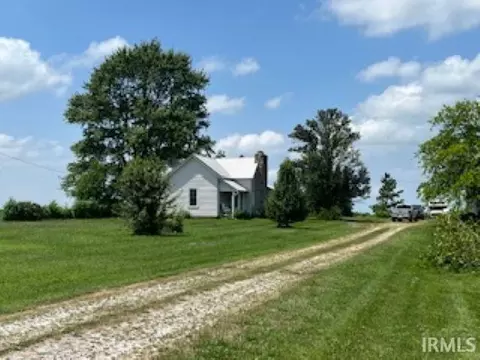 8400 S 900 W, Fairmount, IN 46928