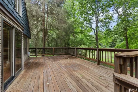 3911 Kings Ridge Rd, Mitchell, IN 47446 photo 2