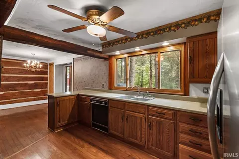 3911 Kings Ridge Rd, Mitchell, IN 47446 photo 7