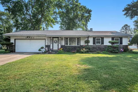 22267 Farmwood Dr, Bristol, IN 46507
