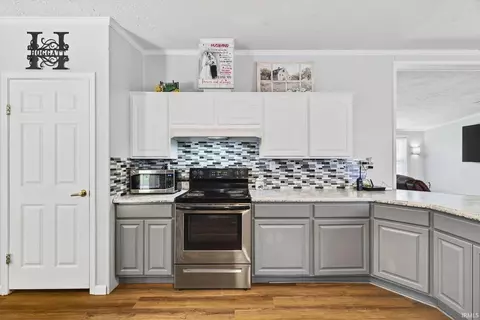 8666 E Ash Rd, Bloomfield, IN 47424 photo 13