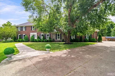 7861 Brookridge Ct, Evansville, IN 47715