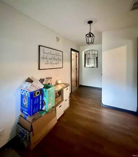 Entry Way - 802 S 2nd St, Mitchell, IN 47446 photo 1 of 1